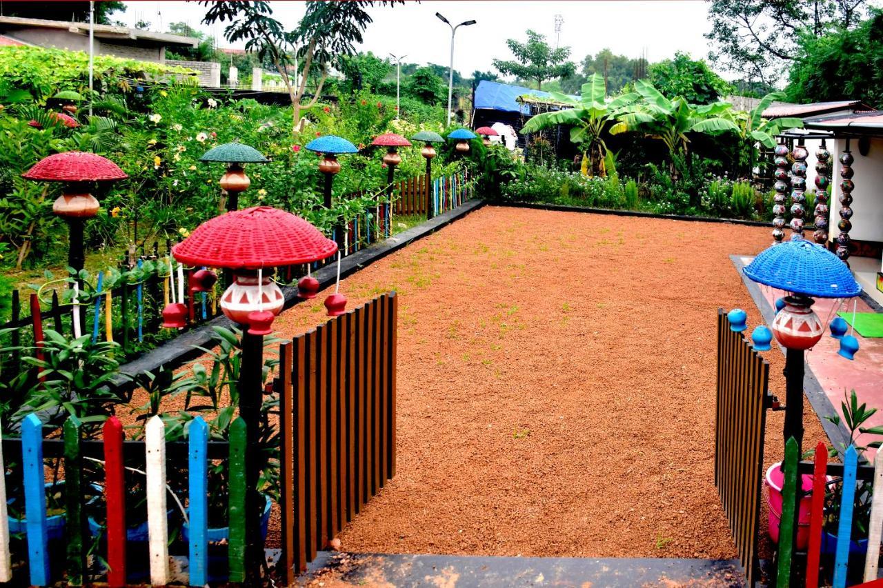 Panchobon Art Resort Shānti Niketan Extérieur photo