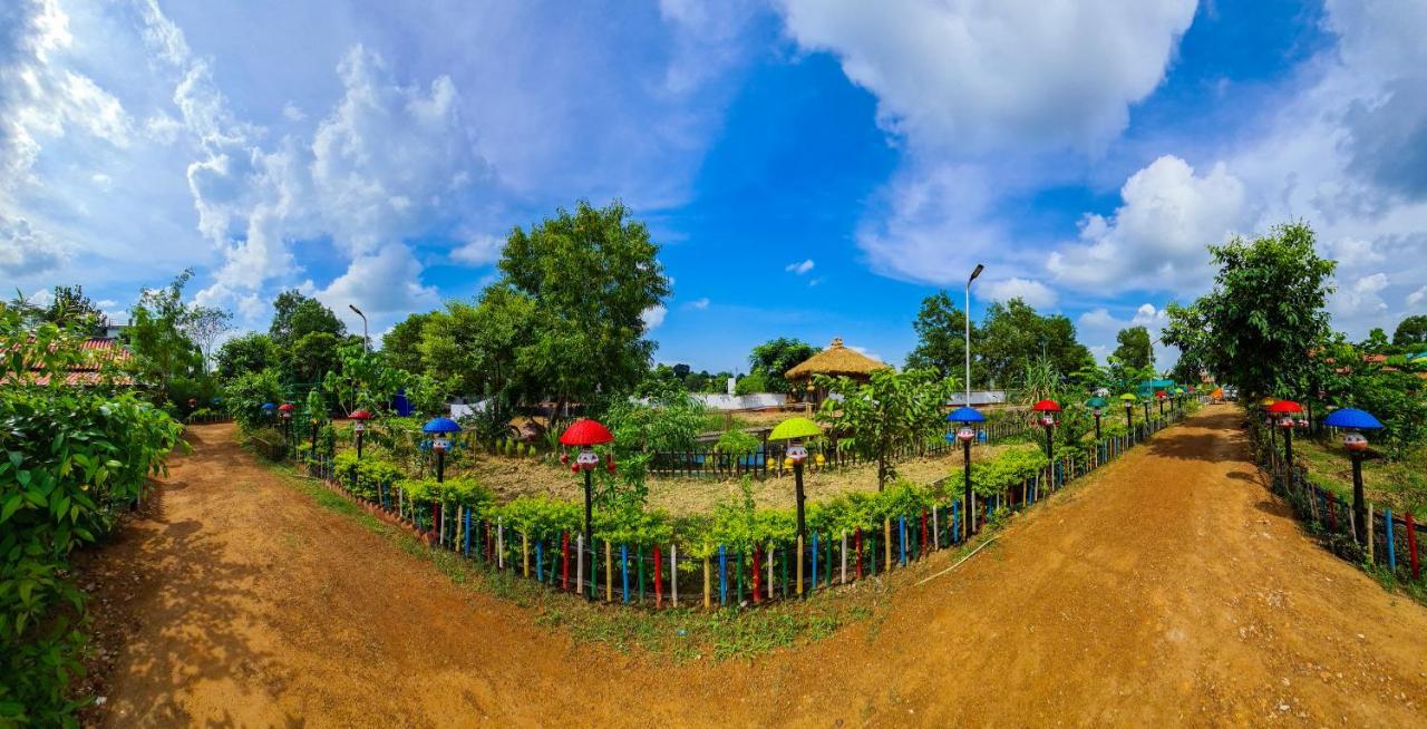 Panchobon Art Resort Shānti Niketan Extérieur photo